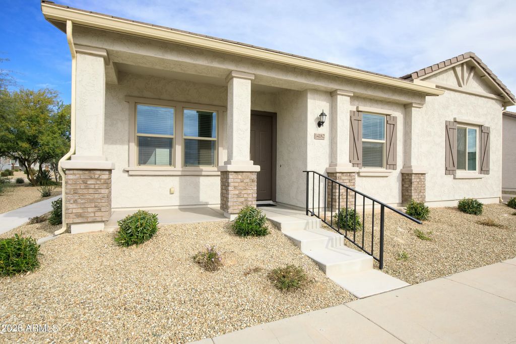 14182 W Hackamore Drive, Surprise