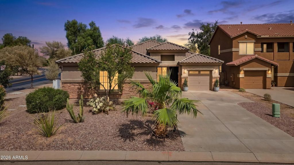 44186 W Mescal Street, Maricopa