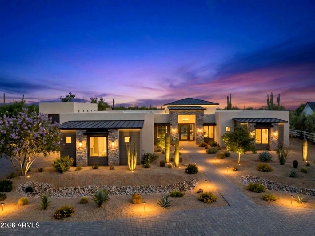 6615 E Dove Valley Road, Cave Creek