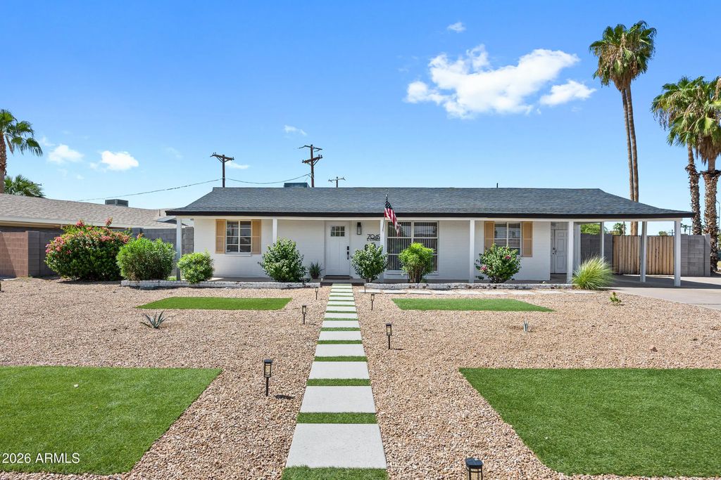 7049 E Cypress Street, Scottsdale