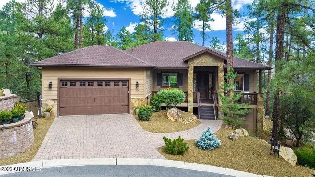 1928 Timber Point W, Prescott
