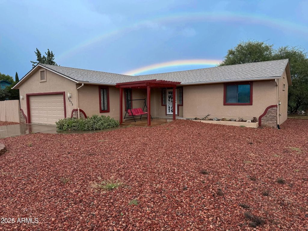 5625 N Vicki Lane, Rimrock