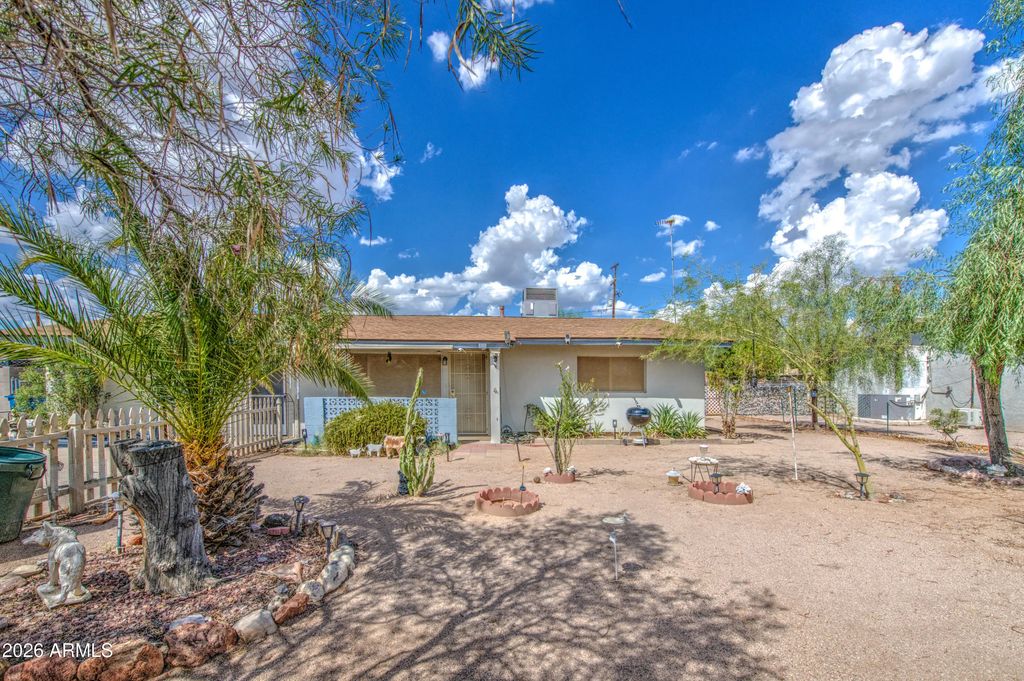 740 E Desert Avenue, Apache Junction