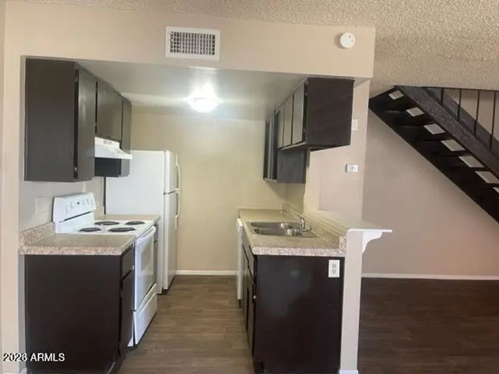 2133 W Turney Avenue (unit C88), Phoenix