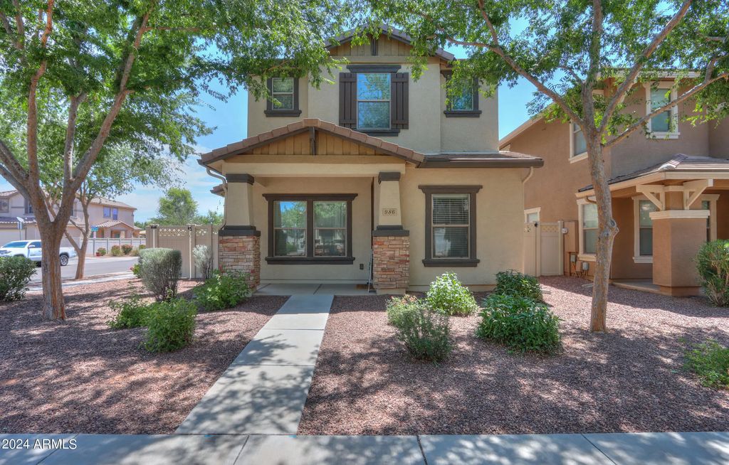 986 S Hawk Lane, Gilbert