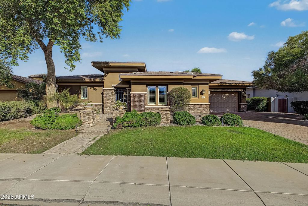5261 S Bradshaw Place, Chandler