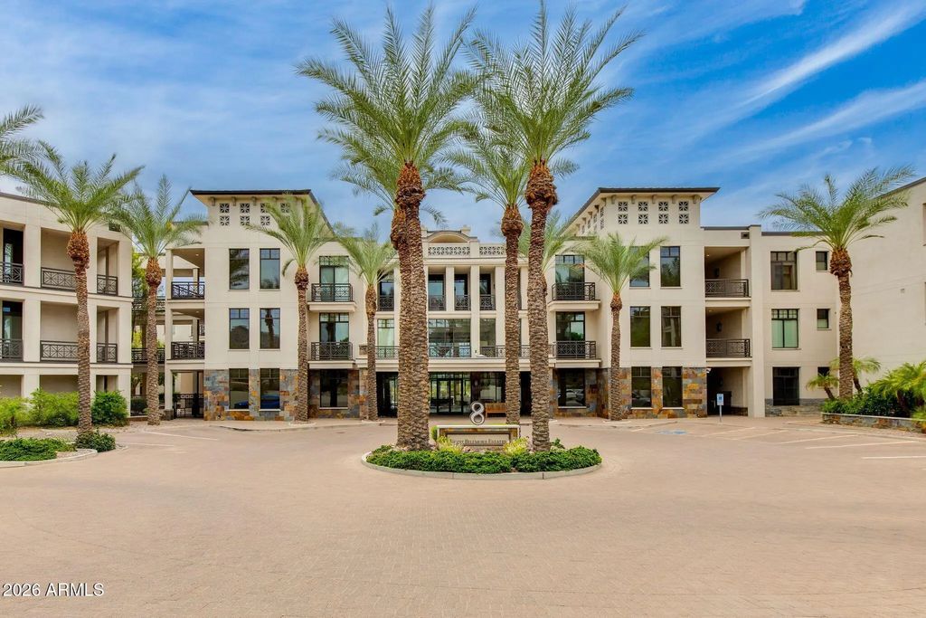 8 Biltmore Estate (unit 115), Phoenix