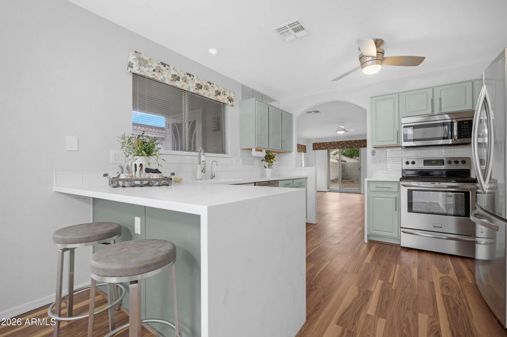 5423 W Sands Road, Glendale