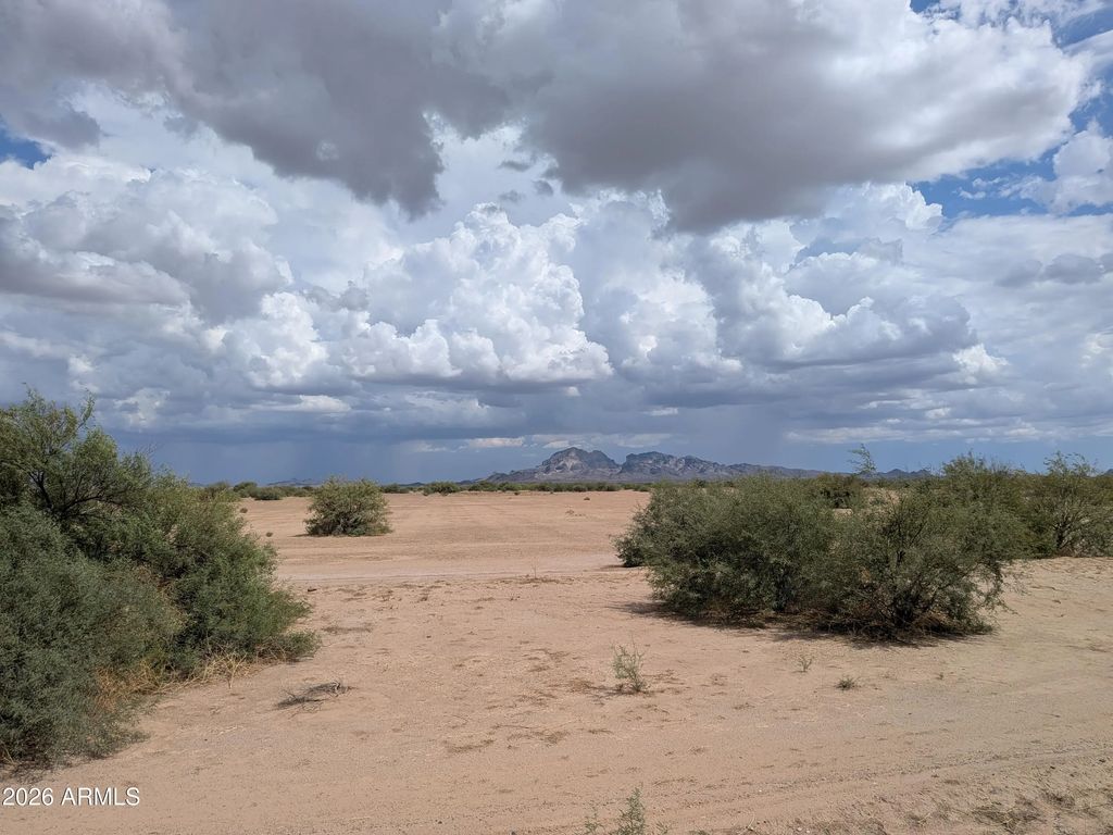 S 519th Avenue (unit 18), Tonopah