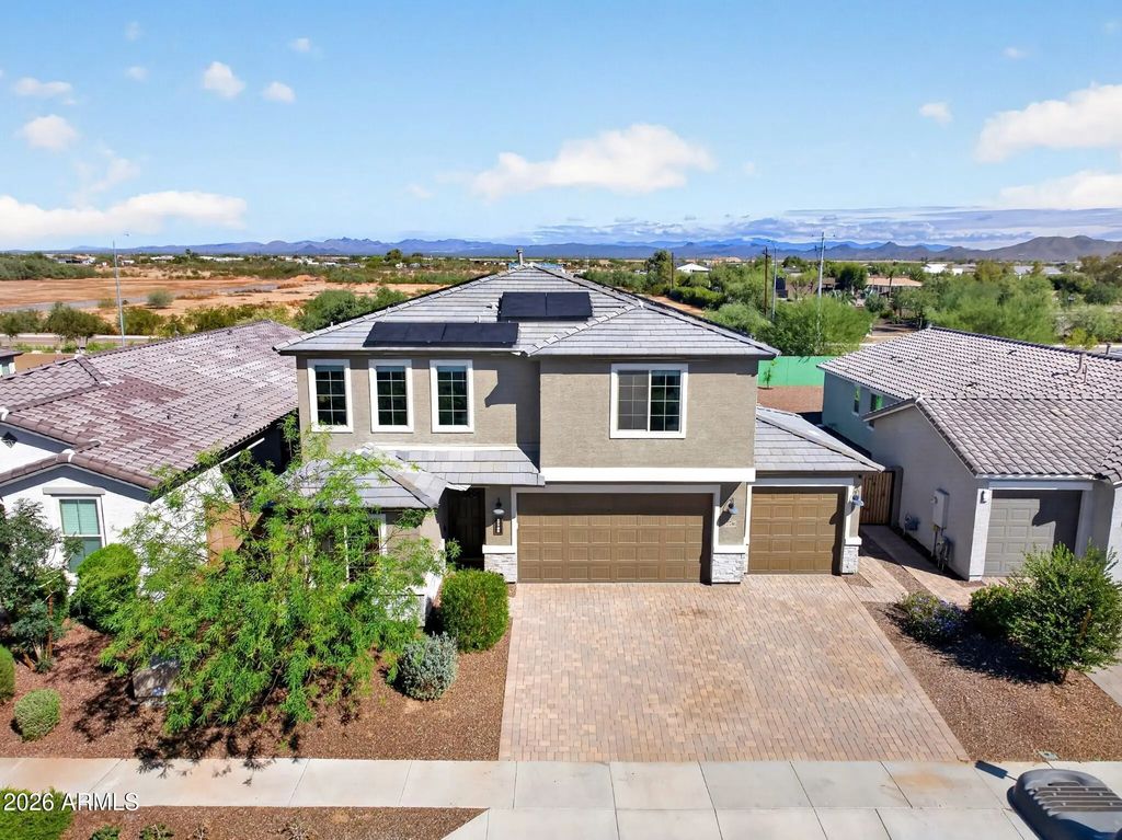 17766 W Red Fox Road, Surprise