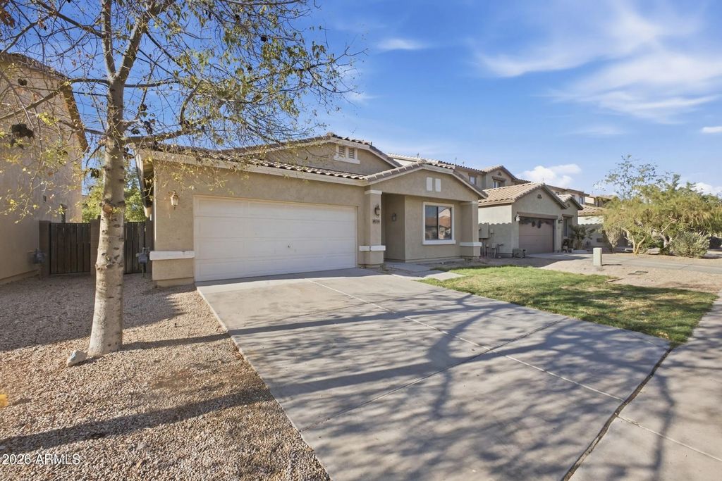 45339 W Gavilan Drive, Maricopa