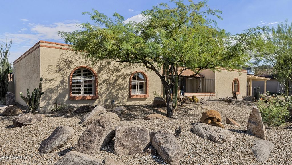 9601 N 35th Place, Phoenix