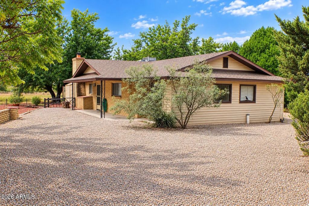 3555 E Rimrock Drive, Rimrock