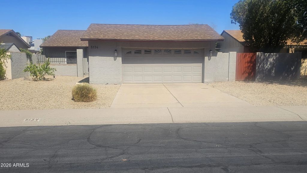 5134 W Purdue Avenue, Glendale
