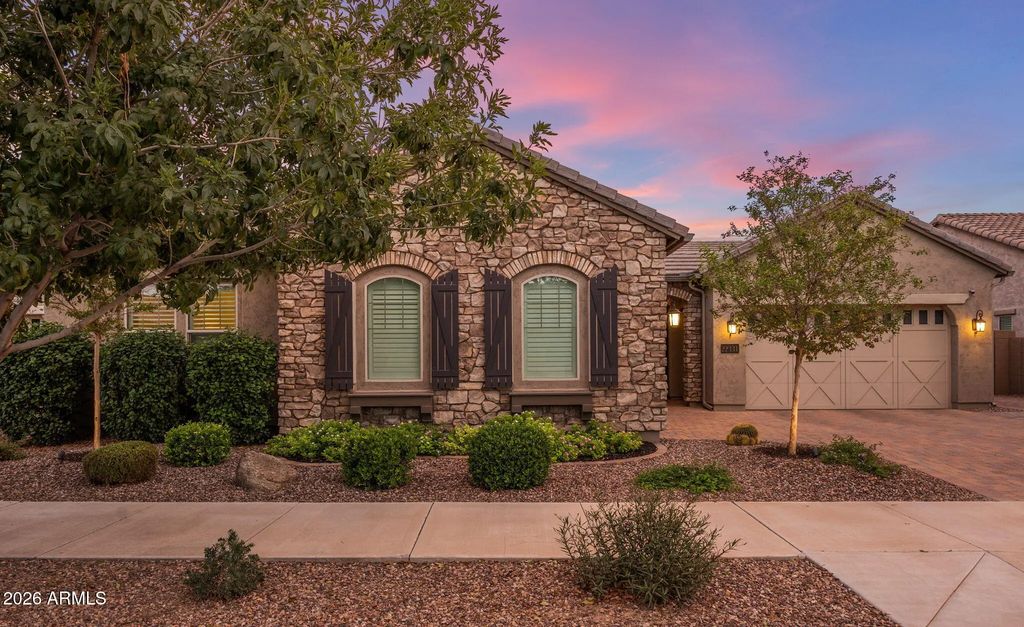 22331 E Russet Road, Queen Creek