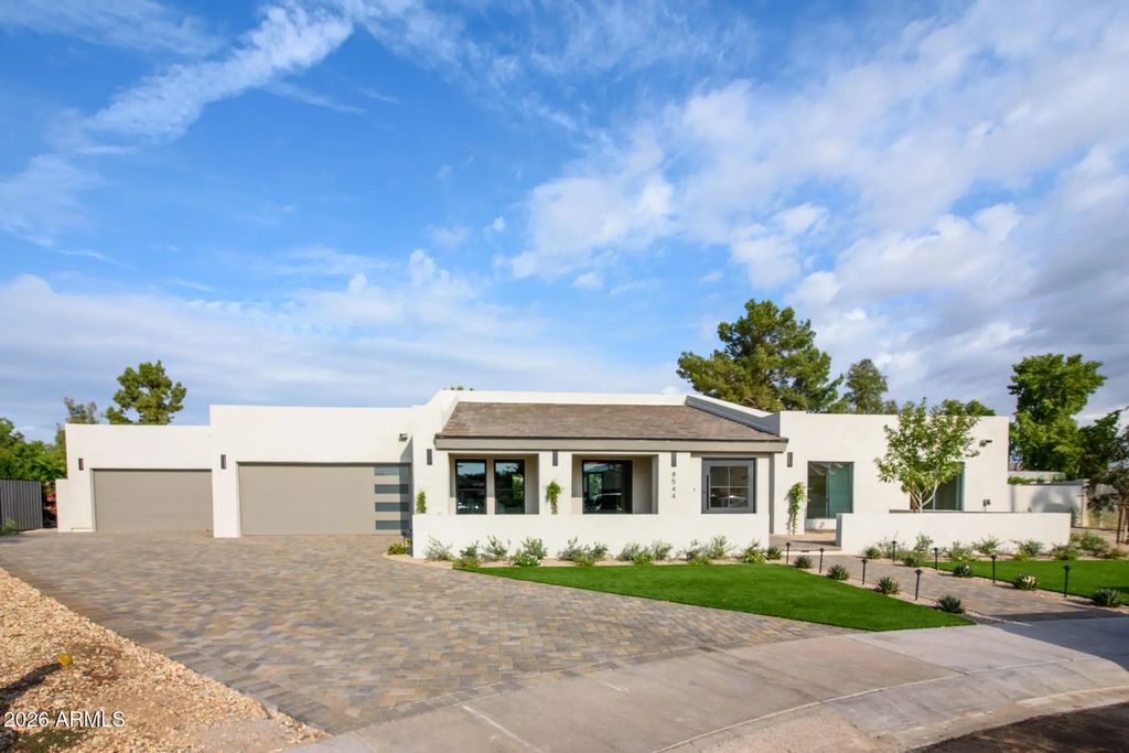 8544 E San Lorenzo Drive, Scottsdale