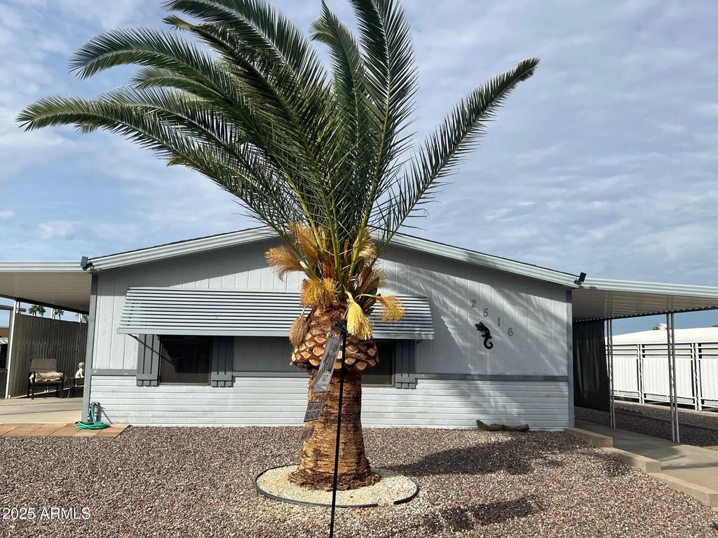 2516 N 56th Street, Mesa