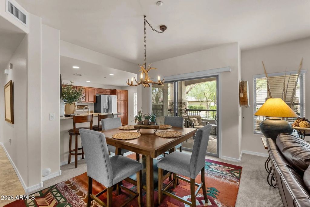 33550 N Dove Lakes Drive (unit 1002), Cave Creek