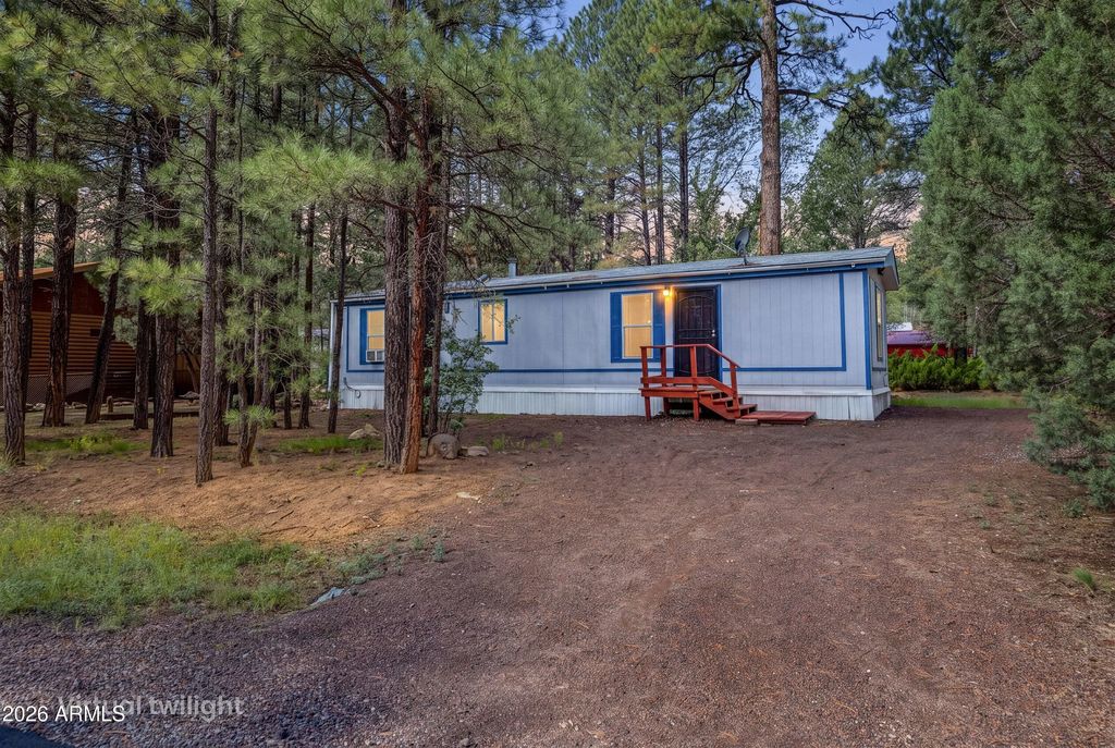 2901 W Whipple Street, Show Low