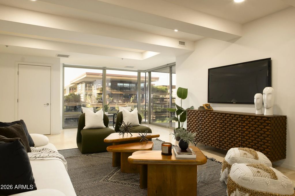 7127 E Rancho Vista Drive (unit 6009), Scottsdale