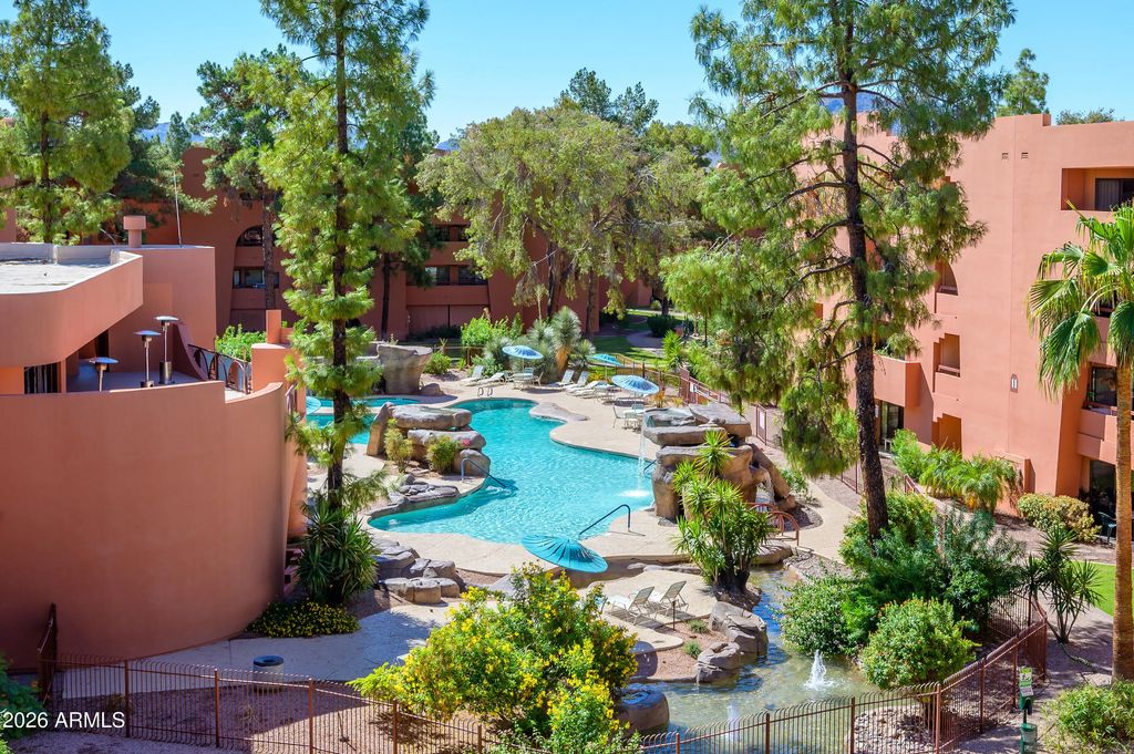 12222 N Paradise Village Parkway S (unit 423), Phoenix