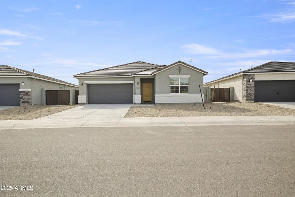 17595 W Turquoise Avenue, Waddell