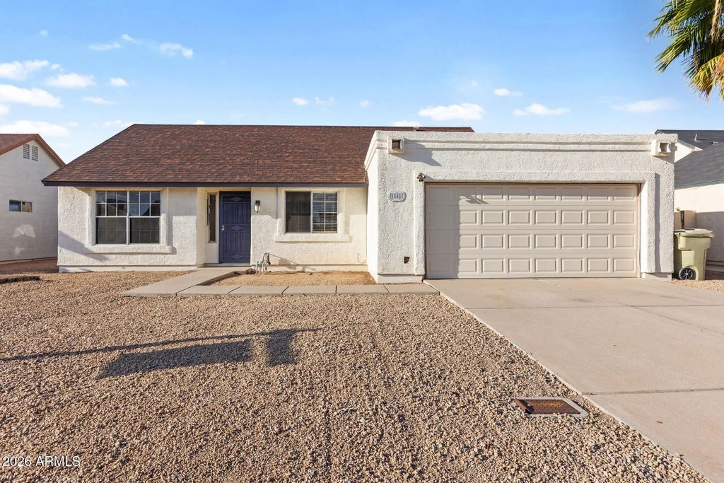 5546 W Shangri La Road, Glendale