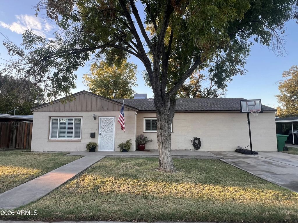 610 E 1st Place, Mesa