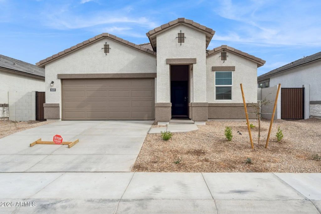9551 N 177th Drive, Waddell