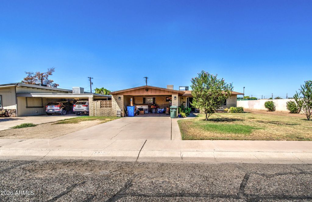 4738 N 40th Drive, Phoenix