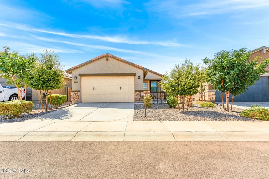 40035 W Cahill Drive, Maricopa