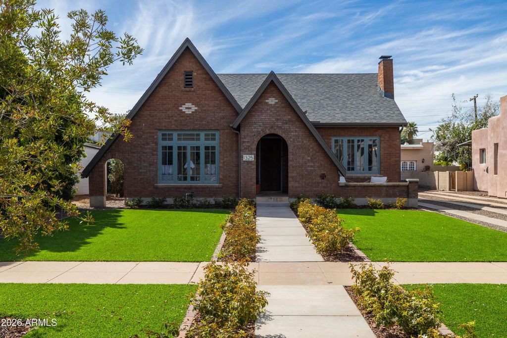 1325 W Willetta Street, Phoenix