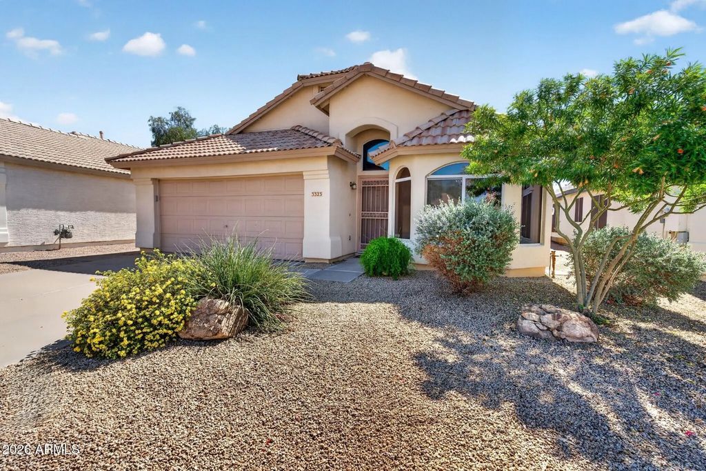 3323 W Constitution Drive, Chandler