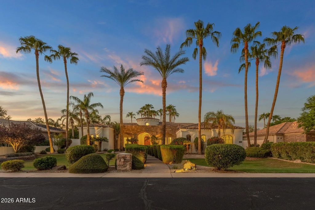2156 E Champagne Place, Chandler