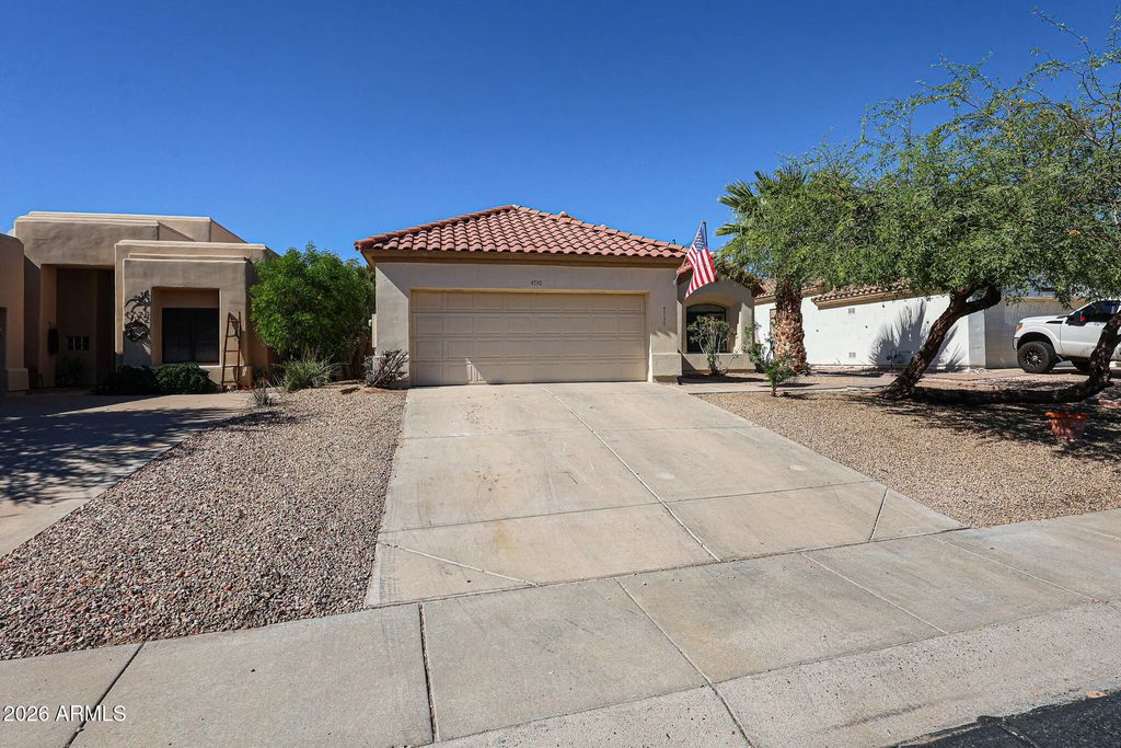 4730 N Greenview Circle W, Litchfield Park