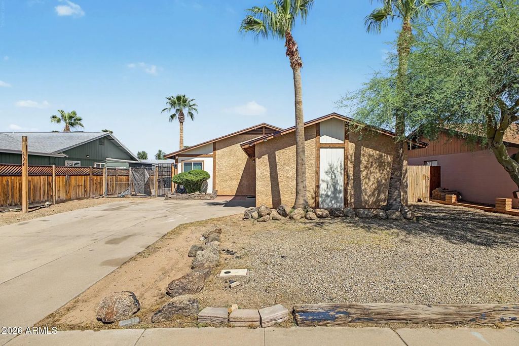 604 W Emelita Avenue, Mesa