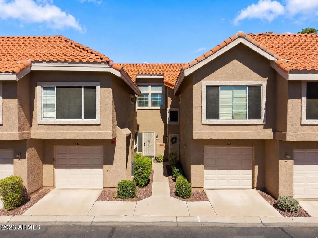 1633 E Lakeside Drive (unit 165), Gilbert