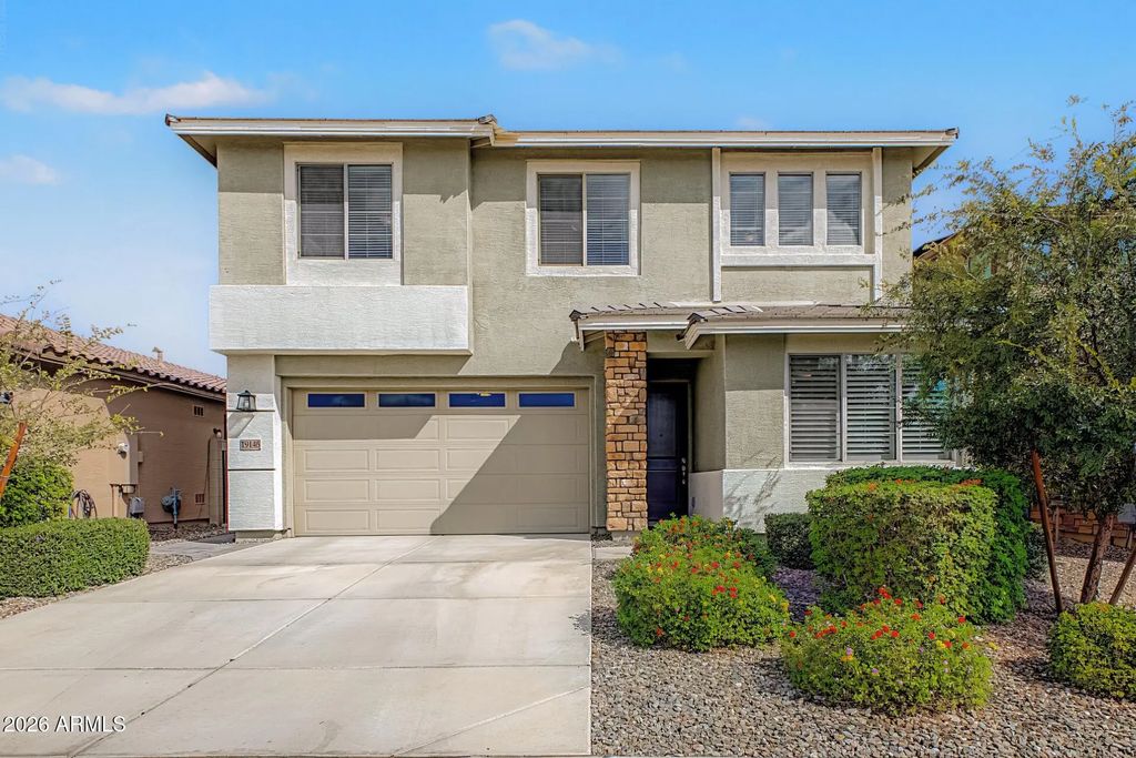 19146 W Solano Drive, Litchfield Park