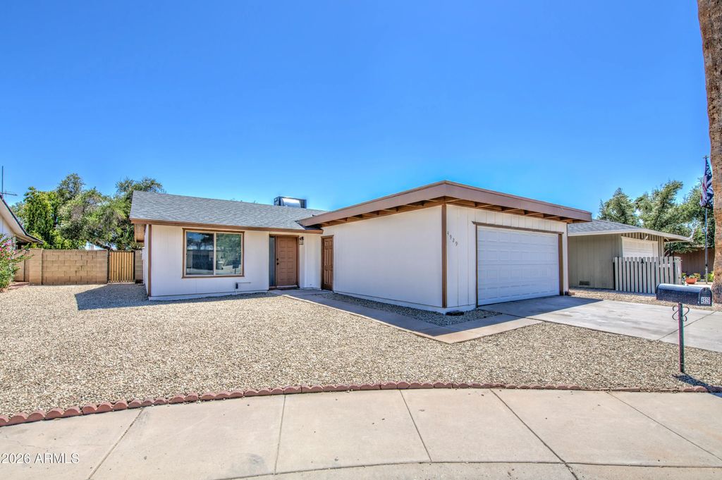 4929 W Townley Avenue, Glendale