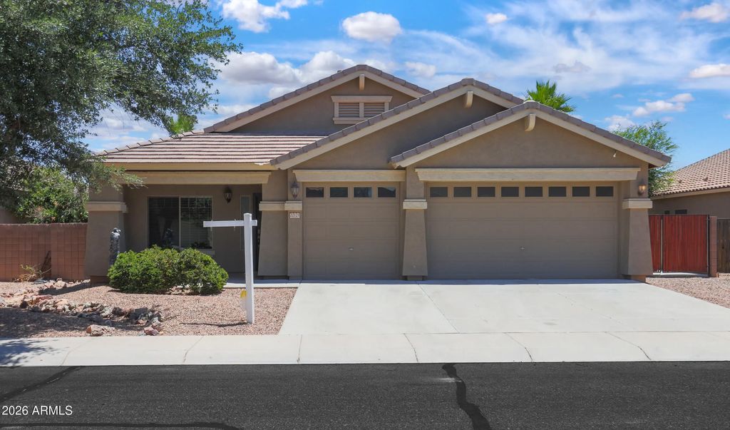 22121 N Greenland Park Drive, Maricopa