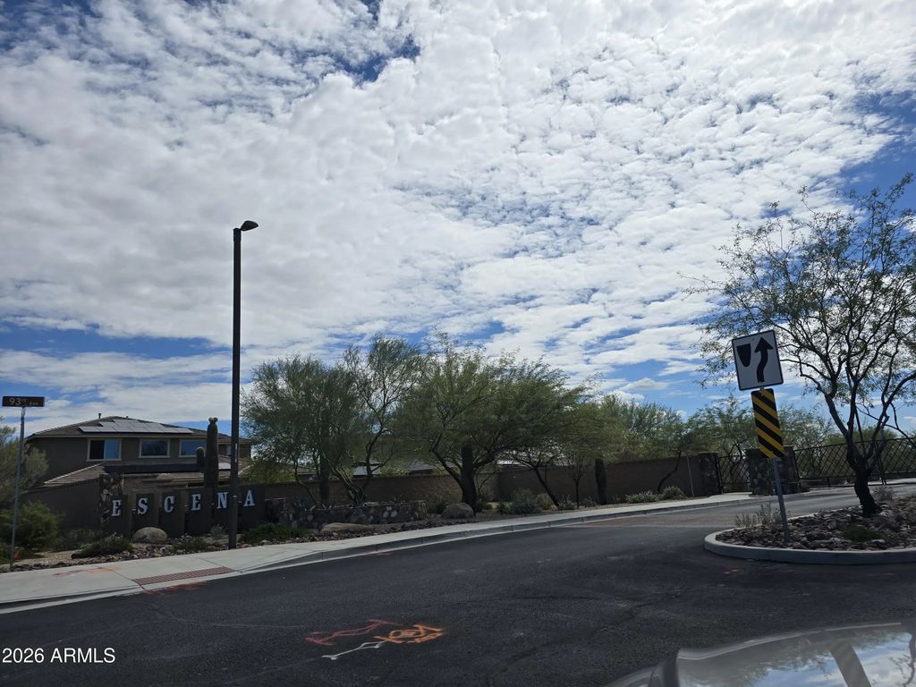 9331 W Plum Road, Peoria