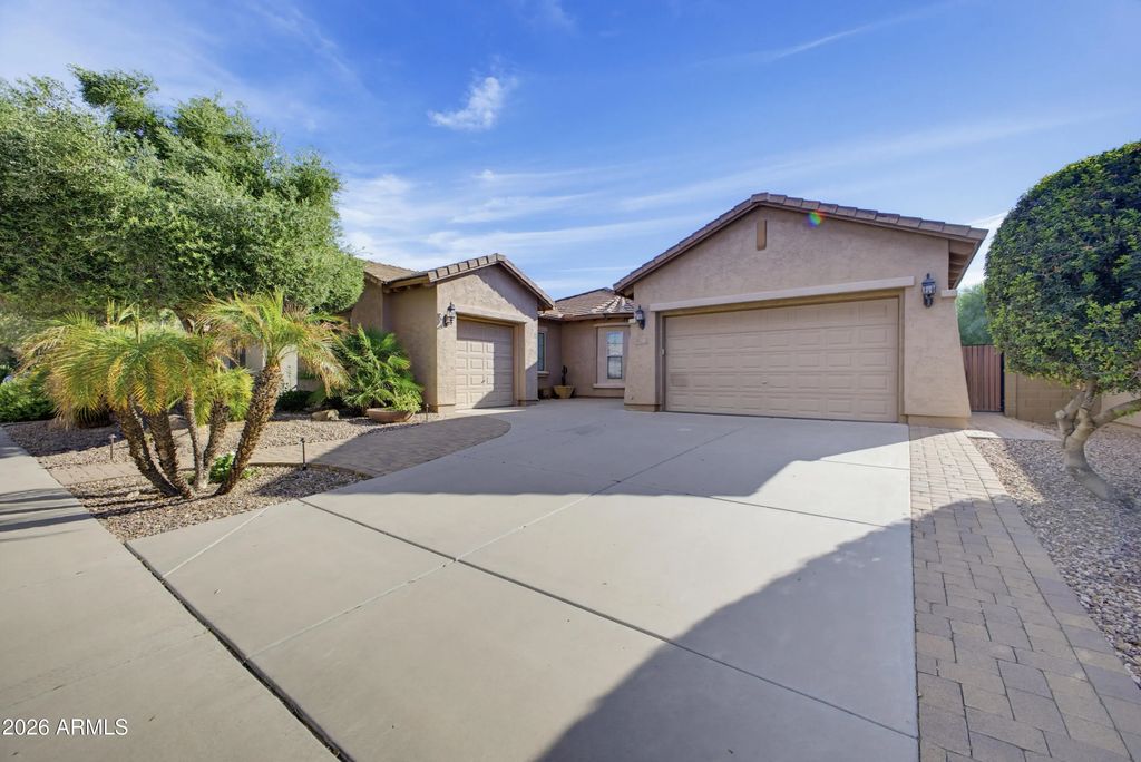 3307 N Riverside Drive, Florence