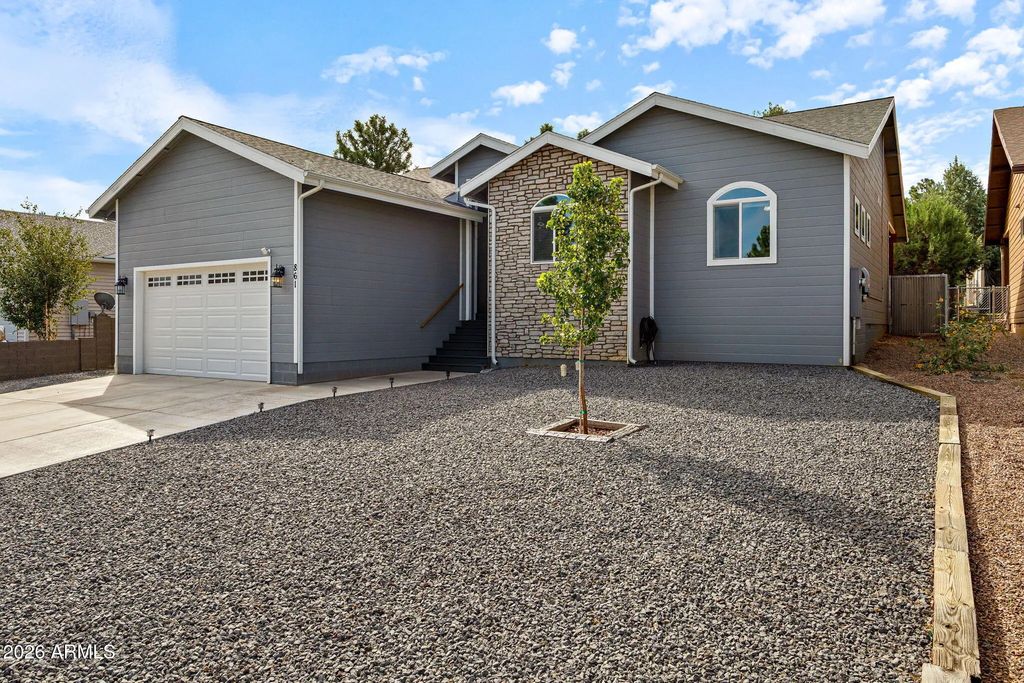 861 E Blue Jay Lane, Show Low