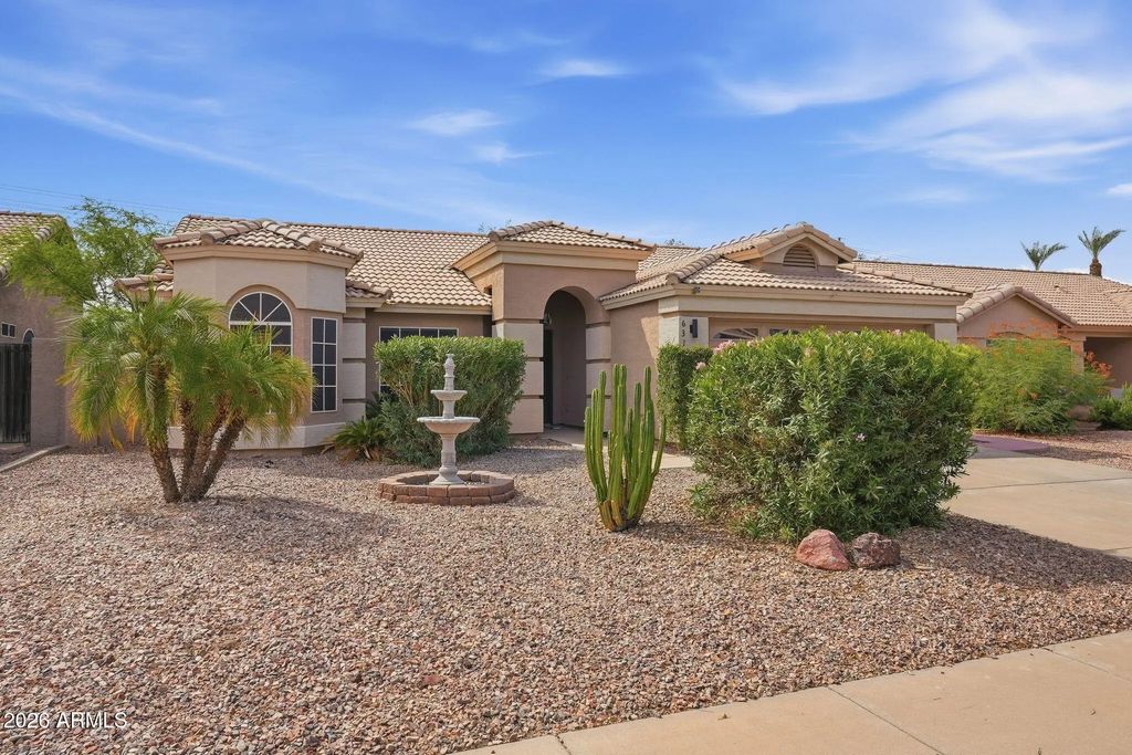 631 W Liberty Lane, Gilbert