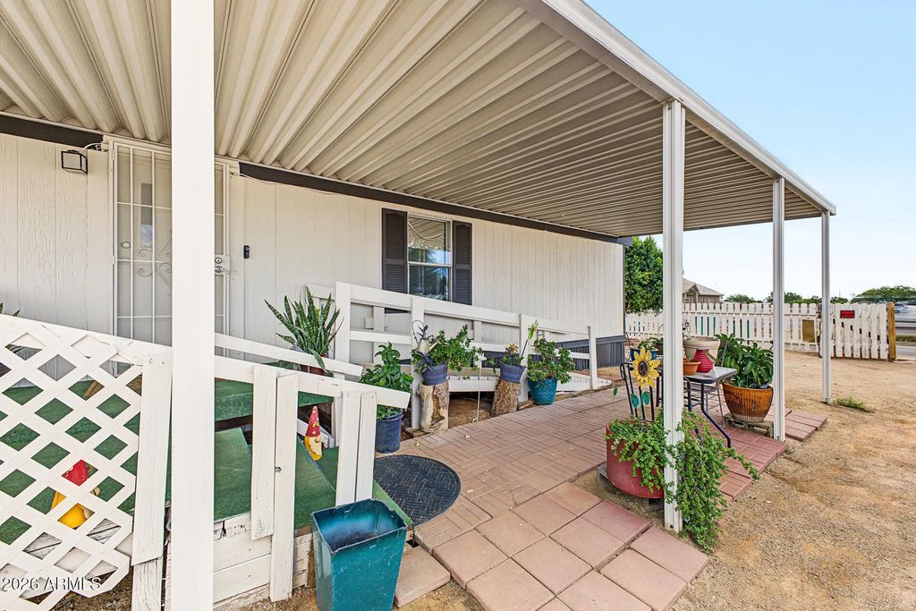 695 S 92nd Street, Mesa