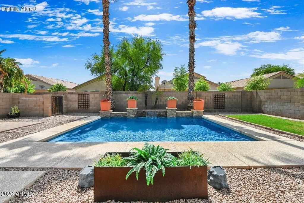 5421 W Mercury Way, Chandler