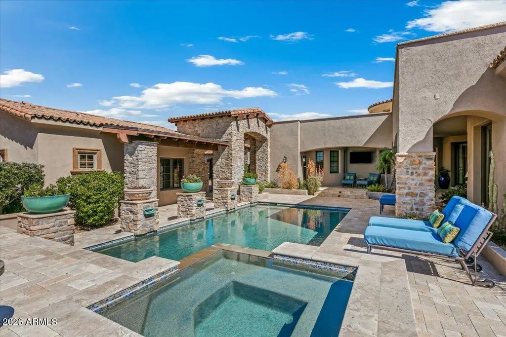 11027 E Wildcat Hill Road, Scottsdale