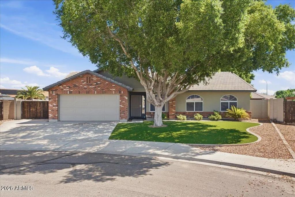 555 S Hastings, Mesa