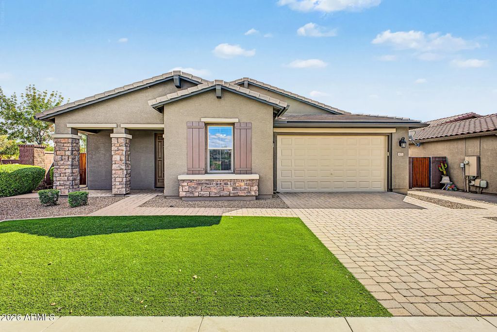 1075 W Redwood Avenue, Queen Creek