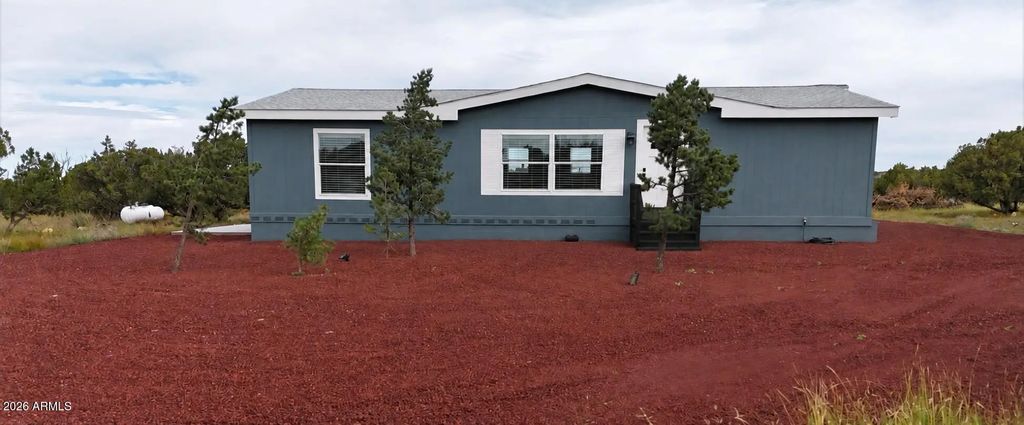 21 County Road 8307, Concho